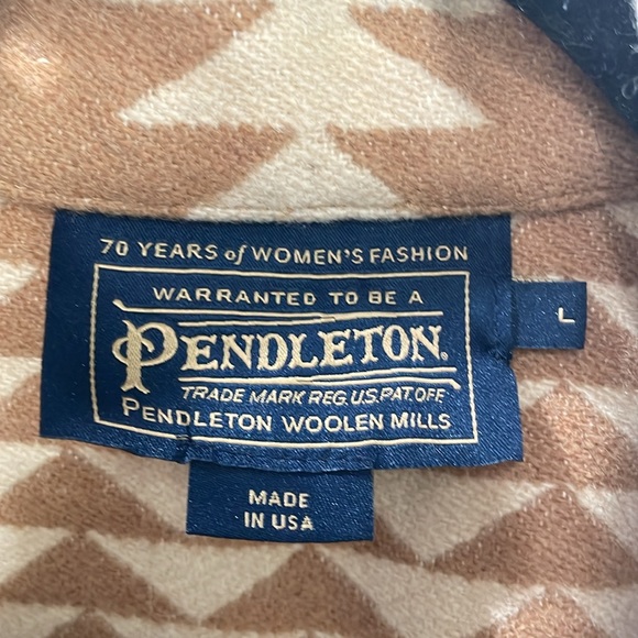 Pendleton women’s Harding Arcive Blanket Coat - Picture 4 of 4